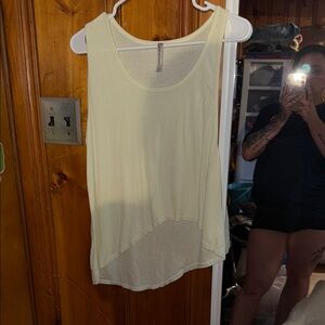 🤘🏻FLASH SALE🤘🏻Fabletics White Asymmetrical Sleeveless Tank Top